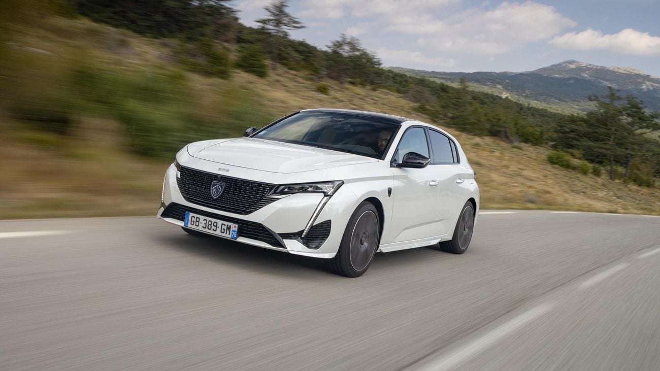 Most fuelefficient cars AutoTrader